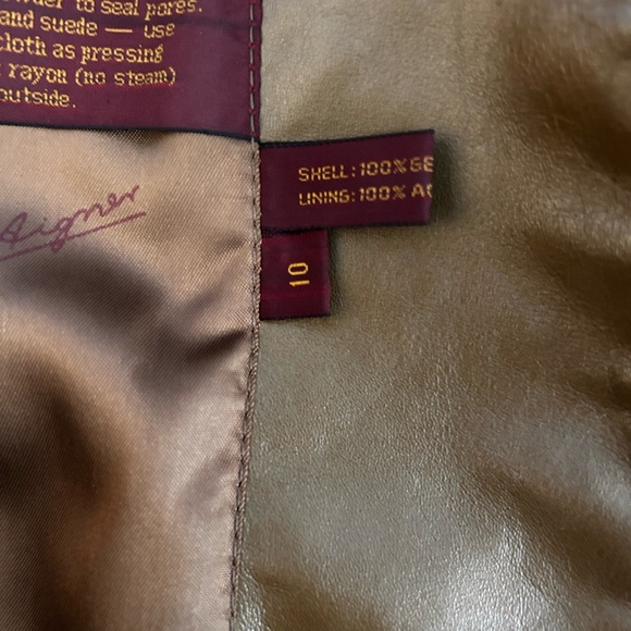 Women's Brown Leather Jacket - Picture 5 of 11